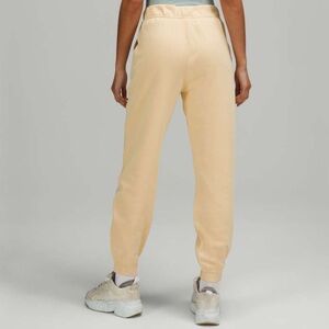 NWT Lululemon Relaxed High-Rise Jogger - Prosecco